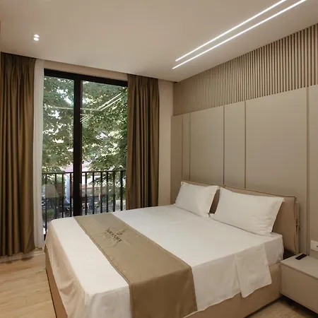Downtown Hotel