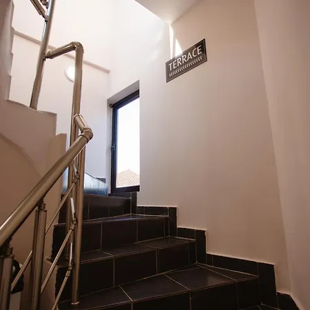 Downtown Hotel Shkoder